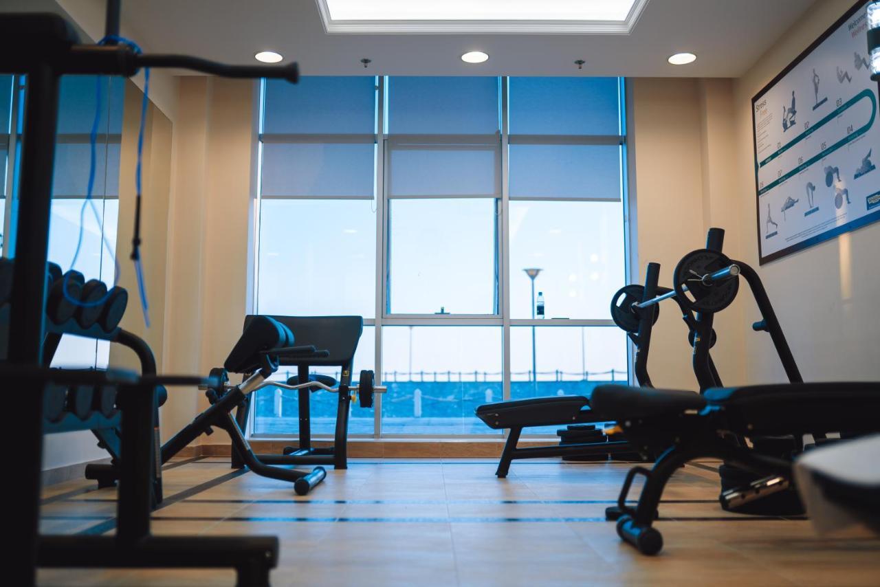 Caspian Riviera Grand Palace Hotel Aqtau Esterno foto The gym at the hotel